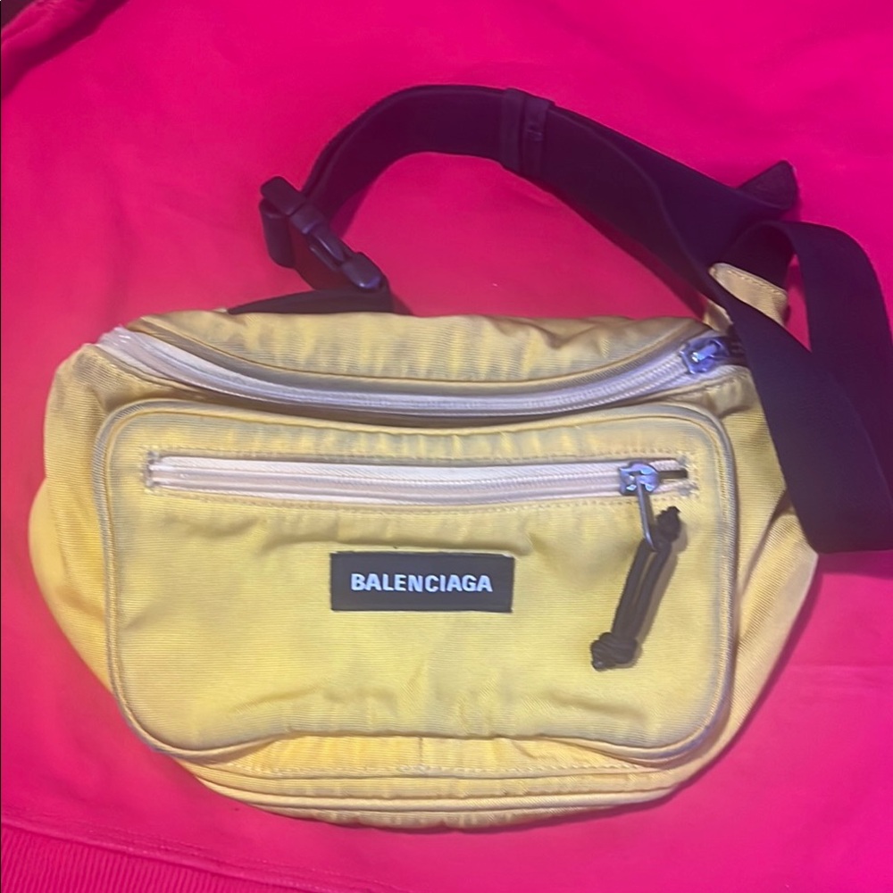 Balenciaga Yellow Belt Bag Sporty Chic - Picture 6 of 6